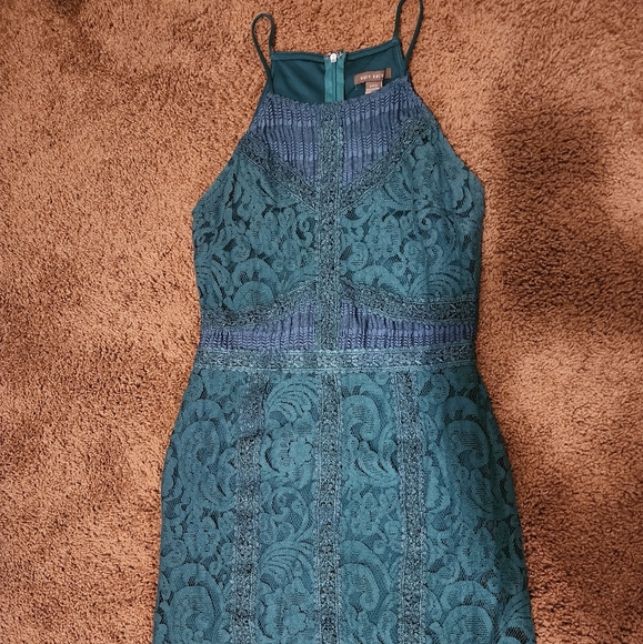 Beautiful jade green lace dress - Picture 1 of 5